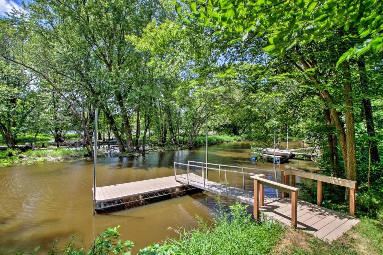 Riversong Waterfront La Crosse Home With Dock エクステリア 写真